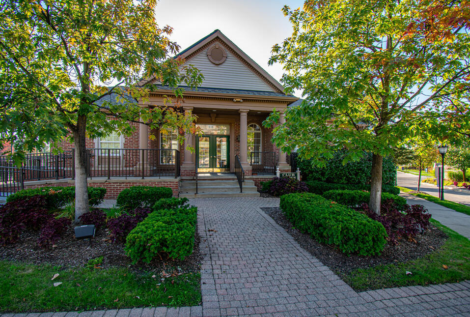 The clubhouse at Barclay Park