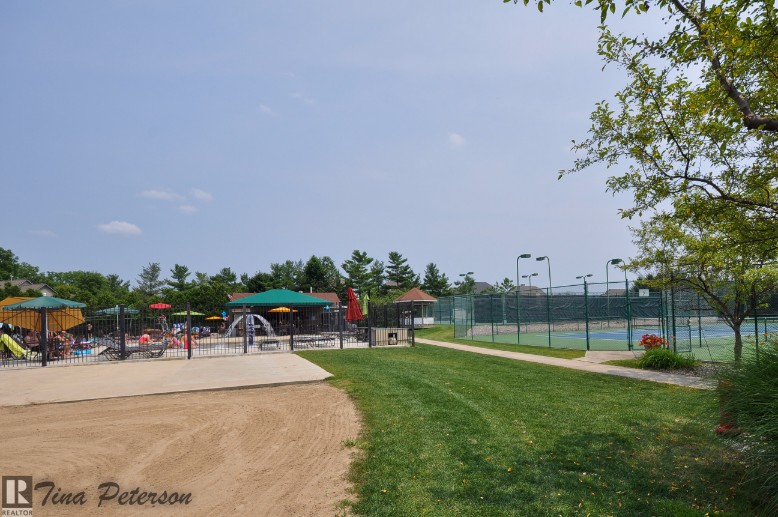 Olympic Size Swimming Pool at Oak Pointe